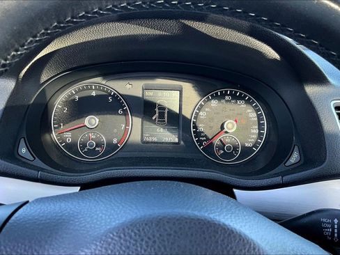 Used 2012 Volkswagen Passat 2.5 SE image 11