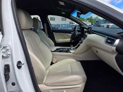 Used 2026 Genesis G70 2.5T AWD/4WD image 11
