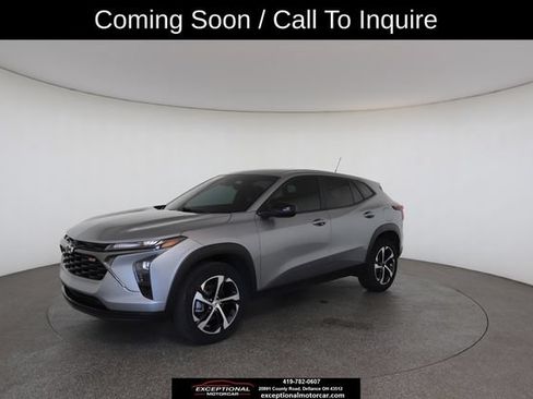 Used 2024 Chevrolet Trax RS w/ Driver Confidence Package FWD image 10