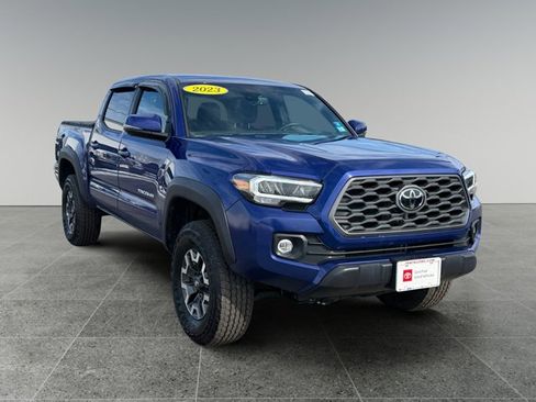 Used 2023 Toyota Tacoma TRD Off-Road image 4
