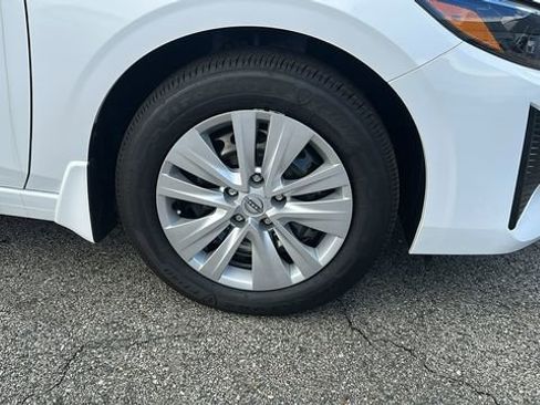 New 2025 Nissan Sentra S image 10