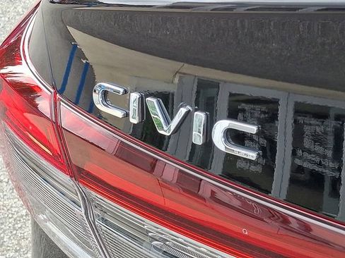 Used 2025 Honda Civic Sport image 30