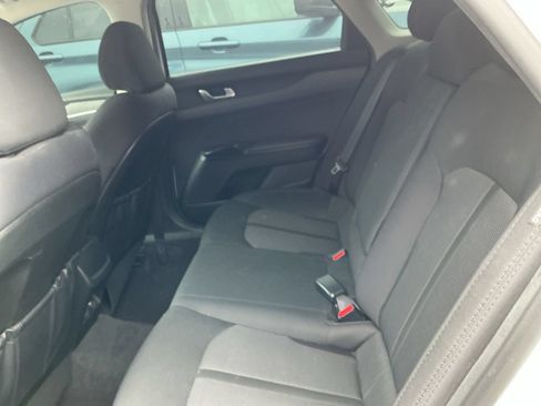 Used 2023 Kia K5 LXS FWD image 11