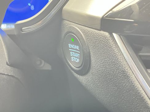 Used 2022 Ford Escape Titanium w/ Class II Trailer Tow Package image 21