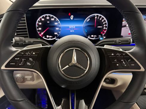 Used 2026 Mercedes-Benz GLE 450e 4MATIC image 24