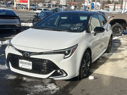 New 2026 Toyota Corolla XSE image 3