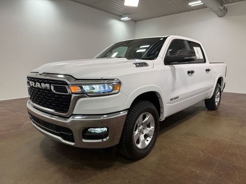 Used 2025 RAM 1500 Big Horn image 39