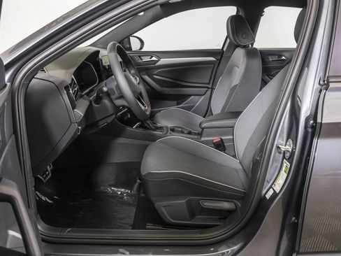 Used 2026 Volkswagen Jetta Sport FWD image 6