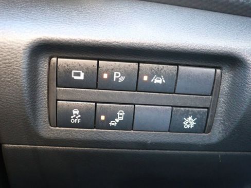 Used 2024 Nissan Kicks S image 22