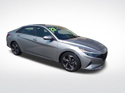 Certified 2023 Hyundai Elantra SEL w/ Convenience Package FWD image 8