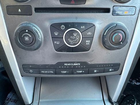 Used 2015 Ford Explorer FWD image 16