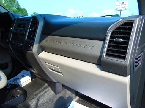 Used 2017 Ford F350 XL w/ Power Equipment Group AWD/4WD image 19