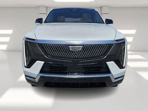 New 2026 Cadillac Escalade IQ Luxury 2 w/ LPO, Radiant Package image 15