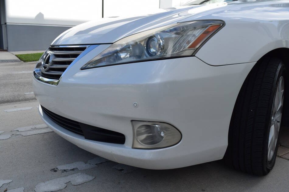 Used 2010 Lexus ES 350 FWD image 14