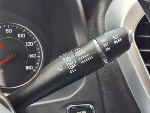 Used 2023 GMC Acadia SLT image 27