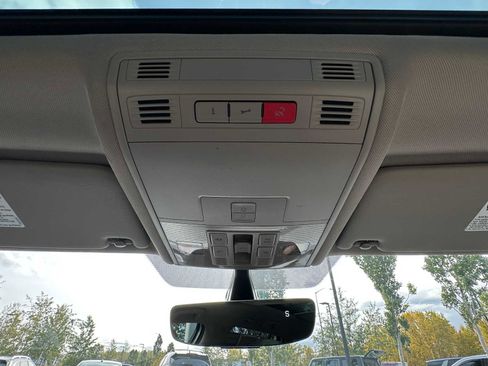 Used 2019 Volkswagen Golf Alltrack SE image 30