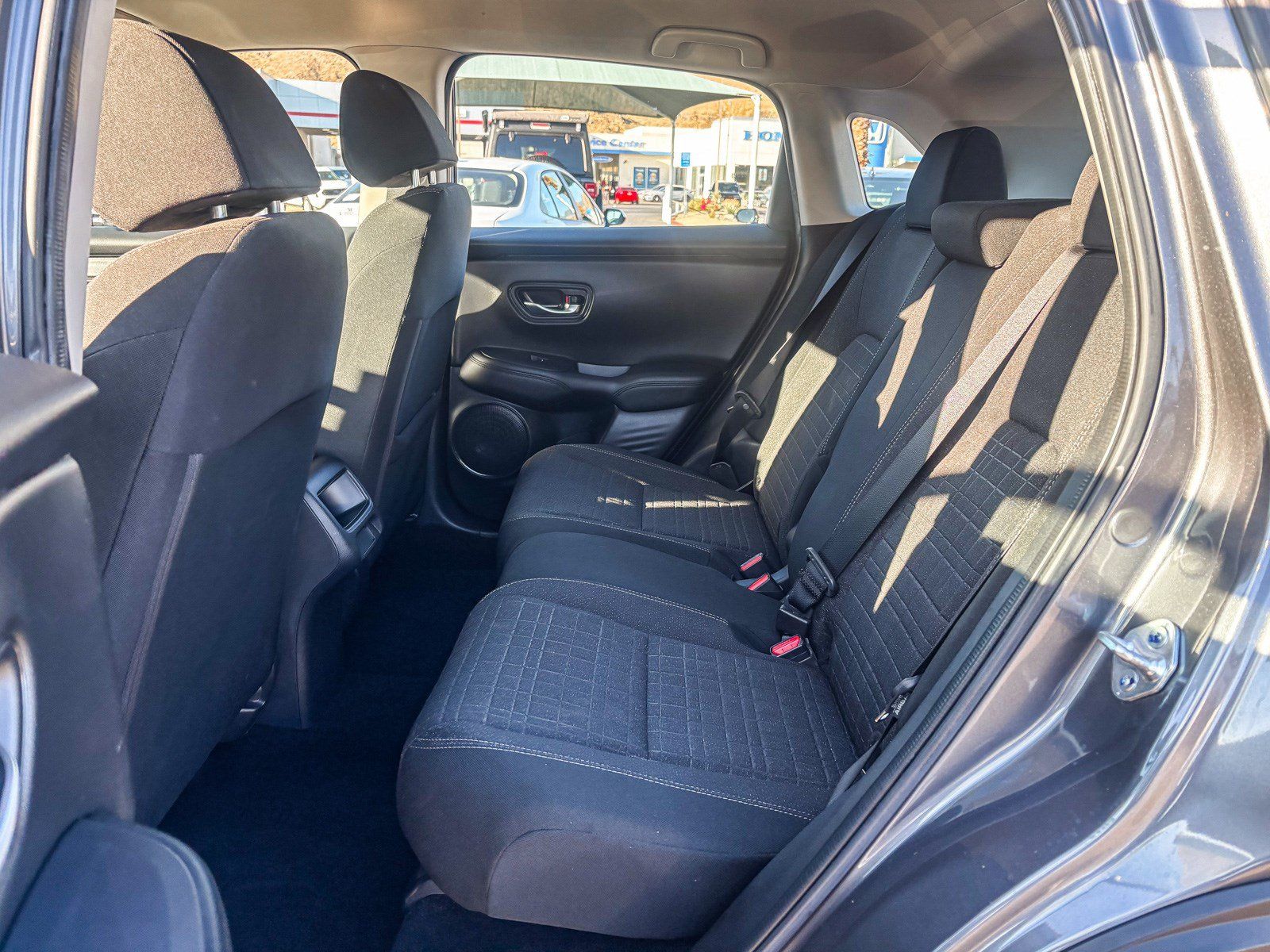 Certified 2025 Honda HR-V LX image 21