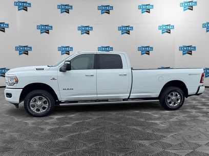 New 2024 RAM 3500 Big Horn w/ Sport Appearance Package
