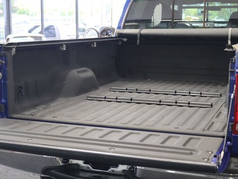 Used 2003 Ford F350 XLT image 41