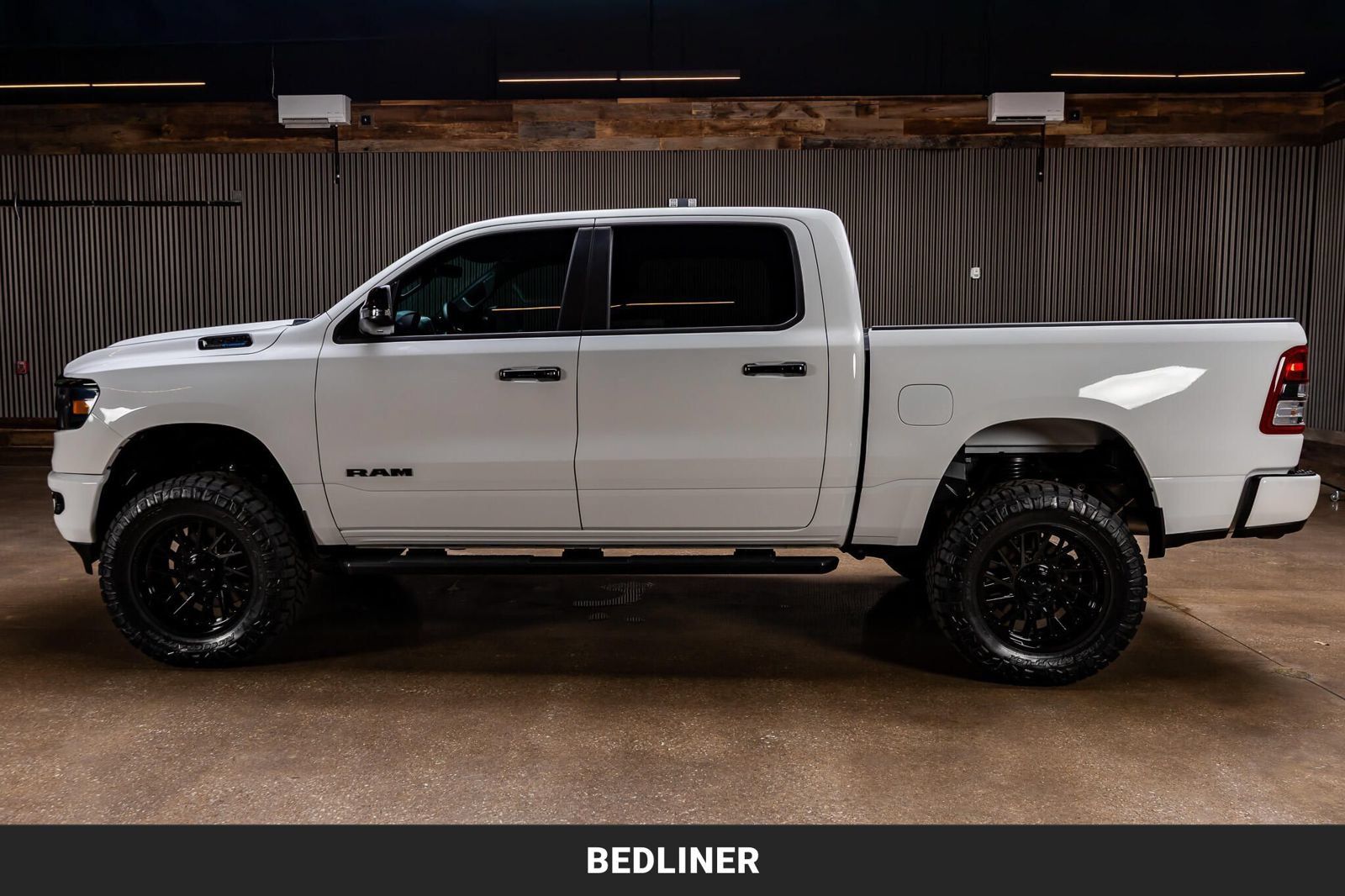 Used 2023 RAM 1500 Big Horn AWD/4WD image 6