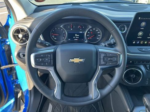 Certified 2024 Chevrolet Blazer LT w/ Convenience Package FWD image 13