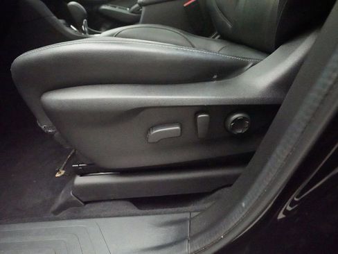 Used 2023 Subaru Ascent Touring image 30