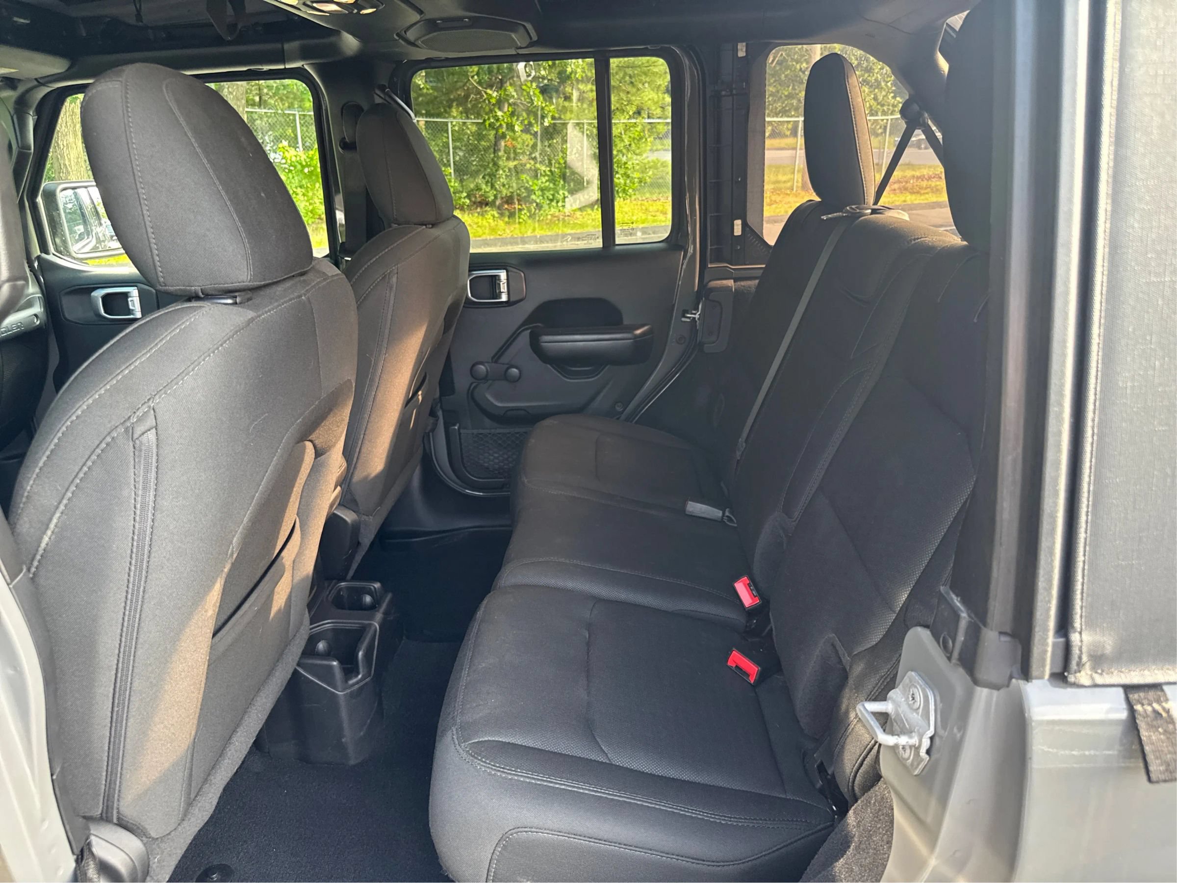 Used 2019 Jeep Wrangler Unlimited Sport AWD/4WD image 13