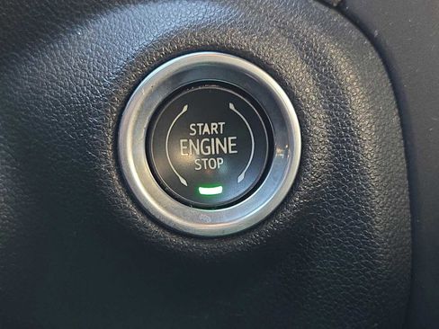 Used 2021 GMC Sierra 1500 SLE image 29