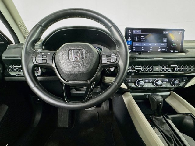 Used 2023 Honda Accord EX-L image 10