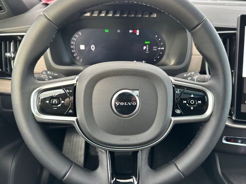 New 2026 Volvo XC90 T8 Ultra w/ Protection Package Premier AWD/4WD image 24
