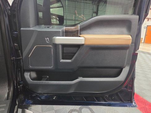 Used 2022 Ford F250 Lariat image 39