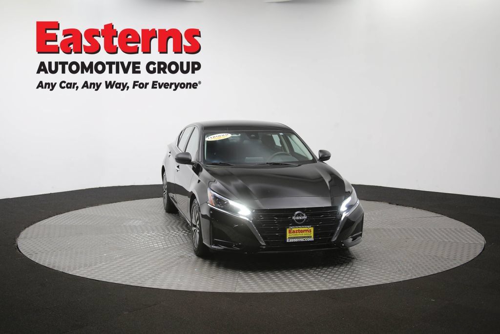Used 2024 Nissan Altima 2.5 SV FWD image 51
