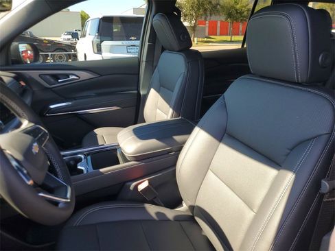 New 2026 Chevrolet Traverse LT w/ Driver Confidence Package image 20
