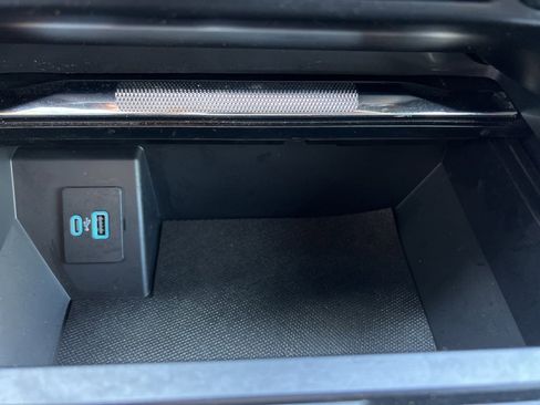 Used 2024 Ford F150 Lariat w/ FX4 Off-Road Package image 28