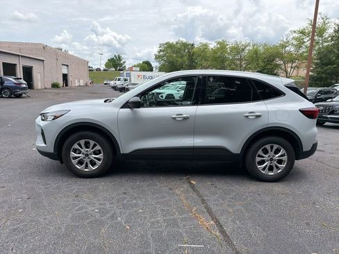 Used 2025 Ford Escape Active AWD/4WD image 7