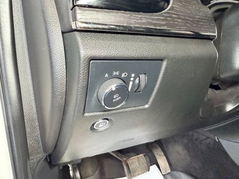 Used 2021 Jeep Grand Cherokee High Altitude AWD/4WD image 20