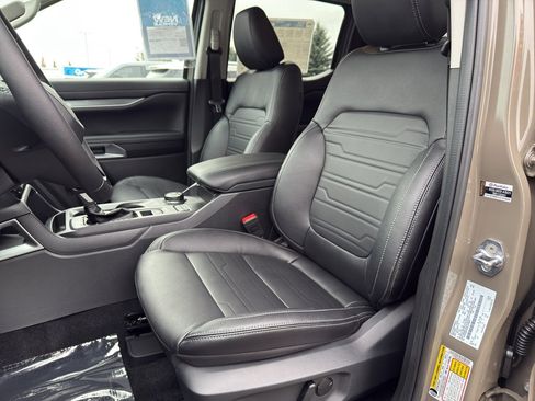 New 2025 Ford Ranger Lariat w/ FX4 Off-Road Package image 15