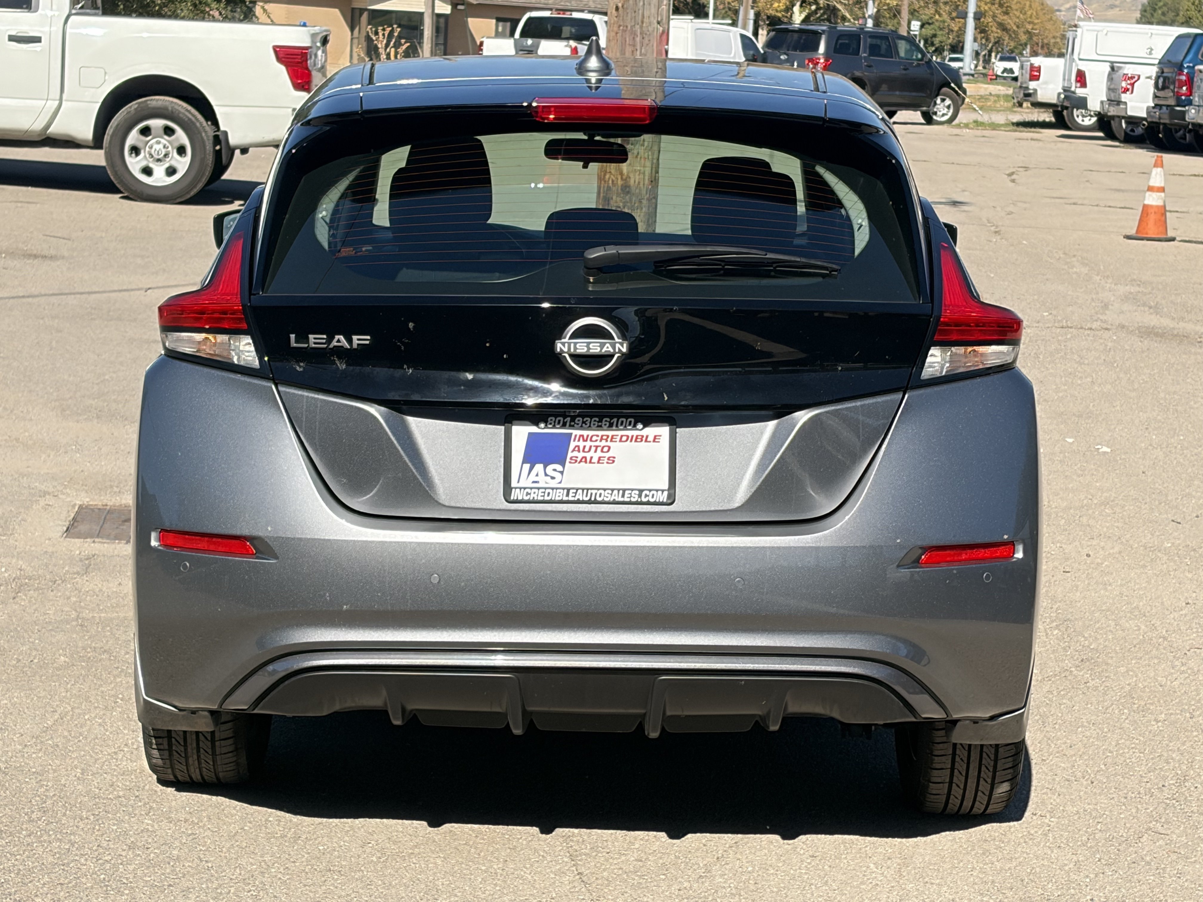 Used 2025 Nissan Leaf S FWD image 5