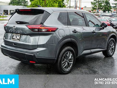 Used 2024 Nissan Rogue S FWD image 6