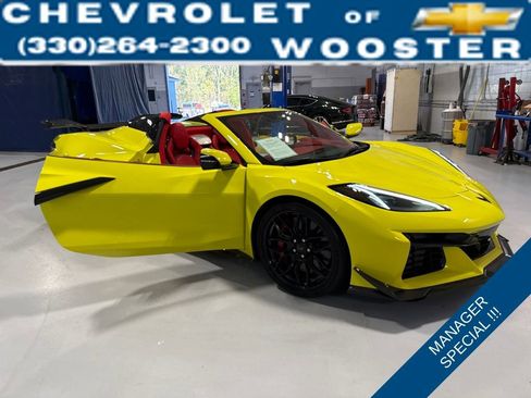 Used 2024 Chevrolet Corvette Z06 w/ Z07 Performance Package image 13