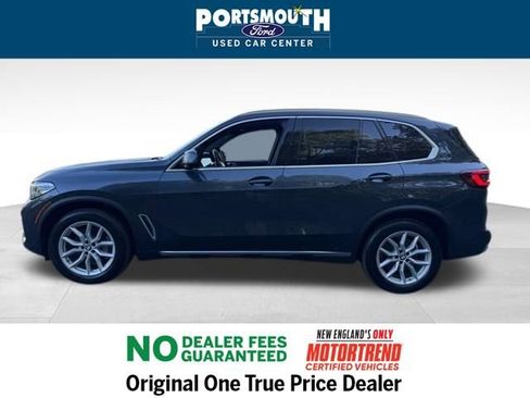 Used 2022 BMW X5 xDrive40i w/ Parking Assistance Package image 2