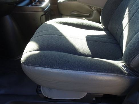 Certified 2023 GMC Savana 2500 w/ Driver Convenience Package image 11