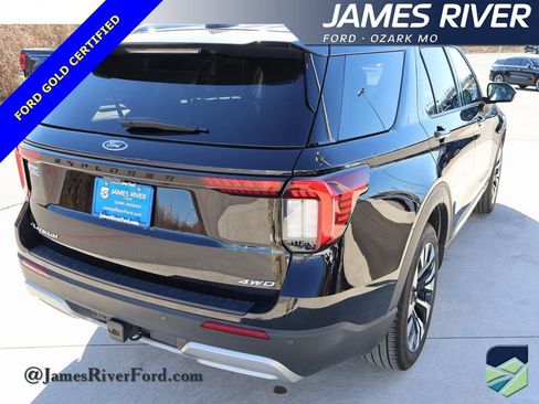 Certified 2025 Ford Explorer Platinum w/ LUX Leather Package image 5