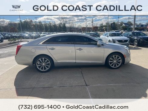 Used 2017 Cadillac XTS Luxury image 4