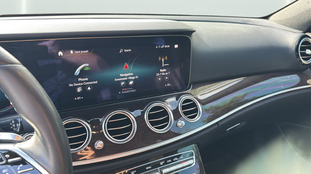 Used 2022 Mercedes-Benz E 350 Sedan image 15