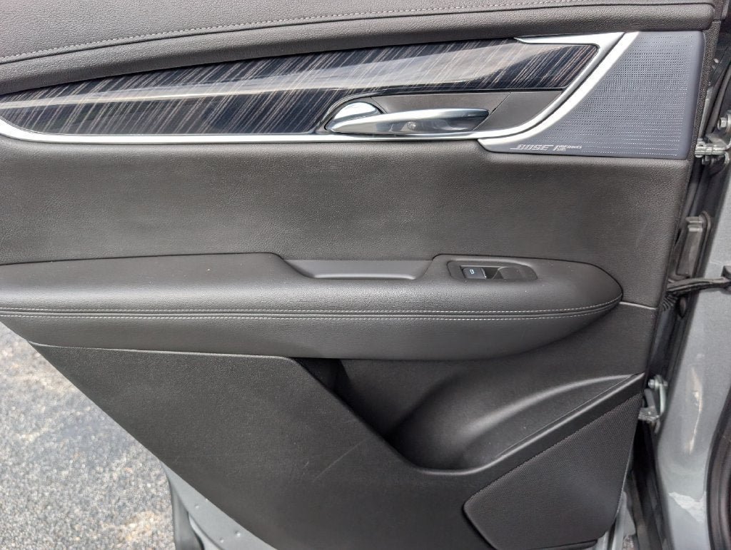 Used 2024 Cadillac XT6 Premium Luxury w/ LPO, Floor Liner Package AWD/4WD image 33