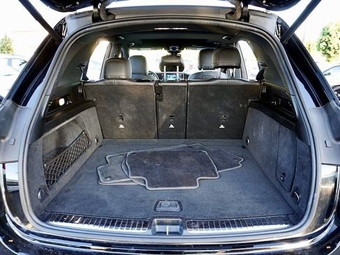 Used 2020 Mercedes-Benz GLE 350 image 13