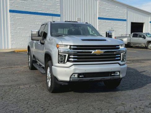 Certified 2021 Chevrolet Silverado 3500 High Country w/ Z71 Off-Road Package image 3