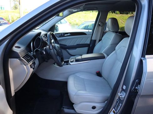 Used 2016 Mercedes-Benz GL 320 BlueTEC 4MATIC image 15
