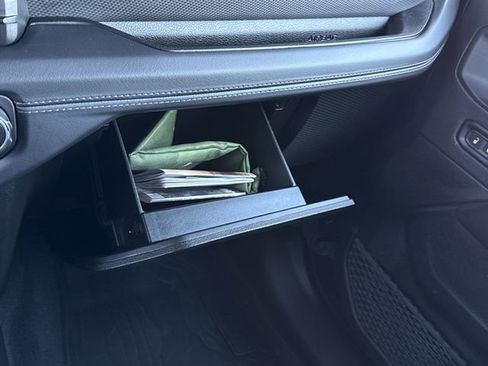 Used 2025 Jeep Wrangler Unlimited Rubicon w/ Technology Group image 28